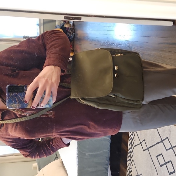 Convertible backpack - Picture 5 of 5